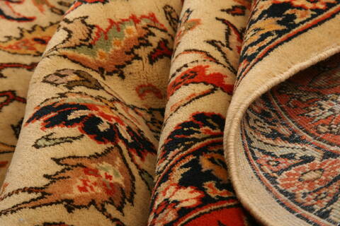 Tabriz Red Hand Knotted 68 X 811  Area Rug 100-28600 Image 2