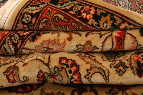 Tabriz Red Hand Knotted 68 X 811  Area Rug 100-28600 Image 4