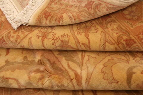 Tabriz Beige Hand Knotted 55 X 811  Area Rug 100-28605 Image 4