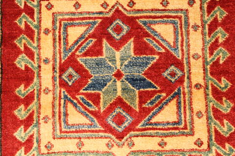 Kazak Red Hand Knotted 34 X 57  Area Rug 250-28646 Image 8