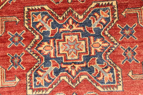 Kazak Red Hand Knotted 41 X 510  Area Rug 250-28650 Image 2