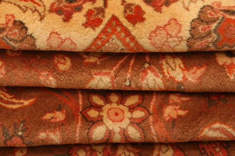 Sarouk Brown Hand Knotted 71 X 106  Area Rug 100-28670 Image 6