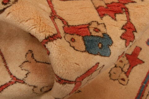 Serapi Beige Hand Knotted 80 X 124  Area Rug 100-28809 Image 1