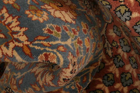 Tabriz Red Hand Knotted 90 X 119  Area Rug 100-28813 Image 1