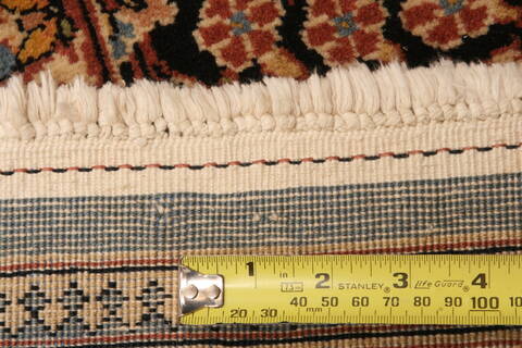 Tabriz Red Hand Knotted 90 X 119  Area Rug 100-28813 Image 5