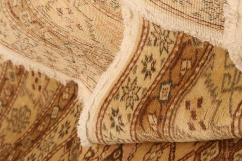 Kayseri Brown Hand Knotted 79 X 111  Area Rug 100-28820 Image 3