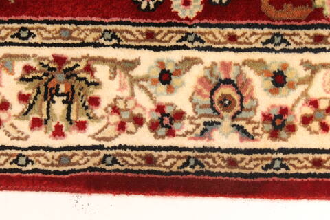 Sarouk Beige Hand Knotted 28 X 40  Area Rug 250-28851 Image 3