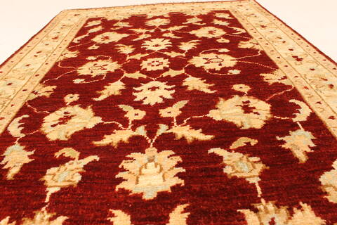Pishavar Beige Hand Knotted 27 X 40  Area Rug 250-28961 Image 4