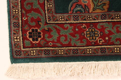 Semnan Red Hand Knotted 25 X 44  Area Rug 250-28966 Image 8