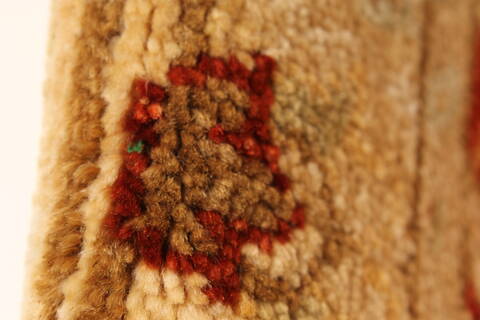 Pishavar Beige Hand Knotted 28 X 311  Area Rug 250-28977 Image 3