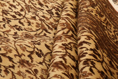 Tabriz Brown Hand Knotted 85 X 121  Area Rug 100-28985 Image 4