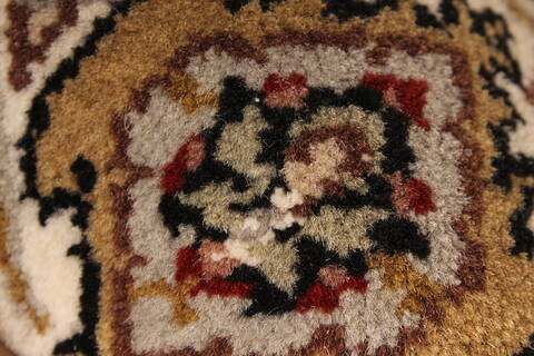 Mahi Beige Hand Knotted 28 X 42  Area Rug 250-28997 Image 6