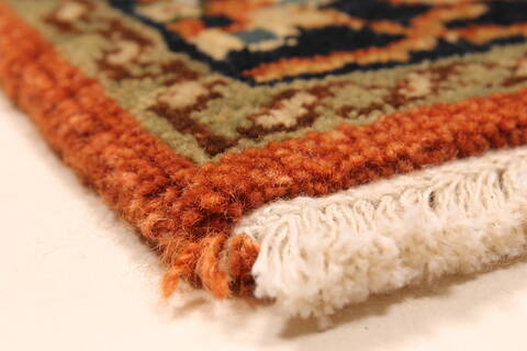Serapi Orange Hand Knotted 25 X 43  Area Rug 250-29024 Image 7