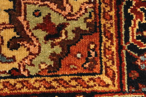 Serapi Red Hand Knotted 25 X 40  Area Rug 250-29054 Image 2