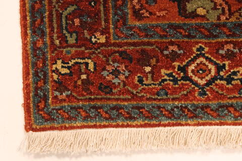 Serapi Beige Hand Knotted 25 X 40  Area Rug 250-29062 Image 1