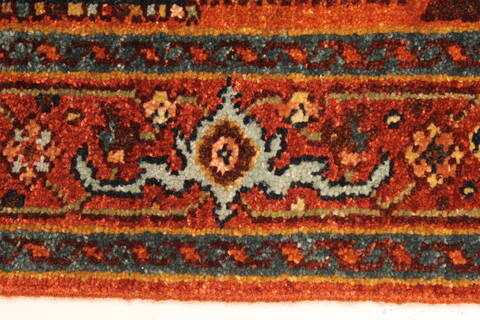 Serapi Beige Hand Knotted 25 X 40  Area Rug 250-29062 Image 3
