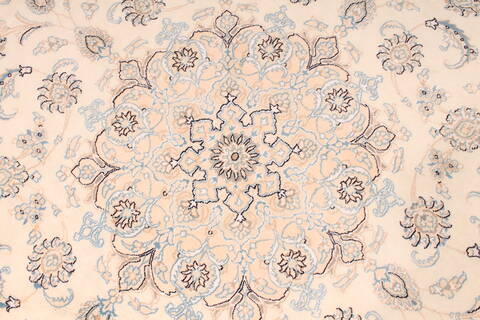 Nain Blue Round Hand Knotted 86 X 86  Area Rug 254-29103 Image 3