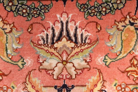 Tabriz Purple Hand Knotted 68 X 98  Area Rug 254-29154 Image 2