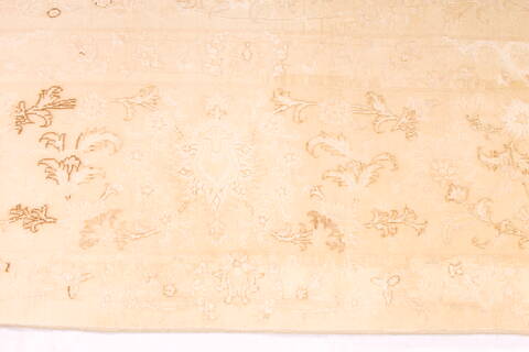 Tabriz Beige Hand Knotted 66 X 101  Area Rug 254-29162 Image 3