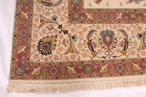 Tabriz Beige Hand Knotted 116 X 165  Area Rug 254-29169 Image 4