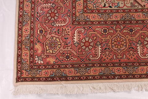 Tabriz Beige Hand Knotted 83 X 115  Area Rug 254-29248 Image 2