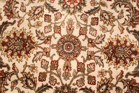 Agra Beige Runner Hand Knotted 60 X 238  Area Rug 250-29266 Image 8