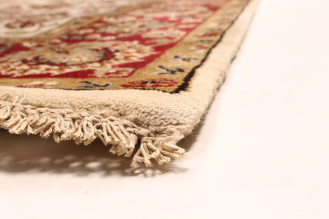 Agra Beige Runner Hand Knotted 511 X 238  Area Rug 250-29269 Image 4