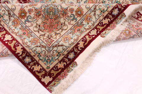 Tabriz Red Hand Knotted 910 X 136  Area Rug 254-29345 Image 5