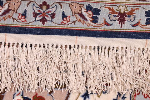 Isfahan Red Hand Knotted 100 X 1310  Area Rug 254-29354 Image 2