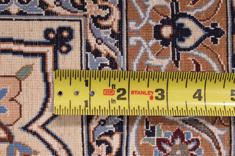 Nain Beige Hand Knotted 100 X 144  Area Rug 254-29355 Image 4