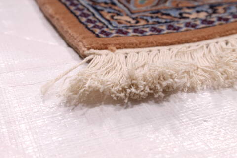 Nain Beige Hand Knotted 100 X 144  Area Rug 254-29355 Image 6