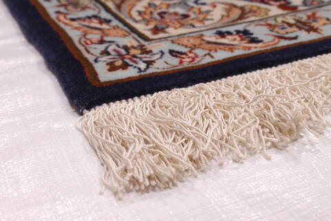 Isfahan Red Hand Knotted 100 X 133  Area Rug 254-29360 Image 5