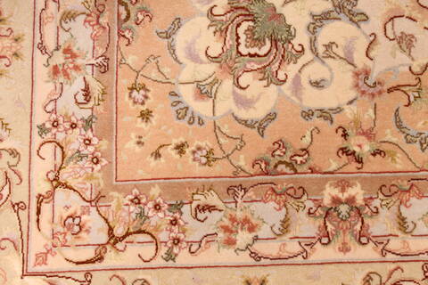 Tabriz Beige Hand Knotted 82 X 100  Area Rug 254-29591 Image 5