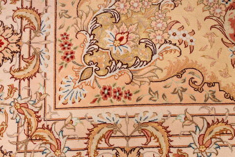 Tabriz Beige Hand Knotted 81 X 120  Area Rug 254-29603 Image 5