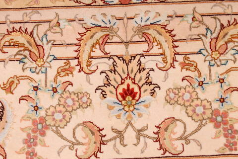 Tabriz Beige Hand Knotted 81 X 120  Area Rug 254-29603 Image 9