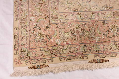 Tabriz Purple Hand Knotted 82 X 1110  Area Rug 254-29605 Image 2