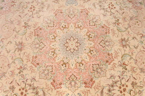 Tabriz Purple Hand Knotted 82 X 1110  Area Rug 254-29605 Image 3