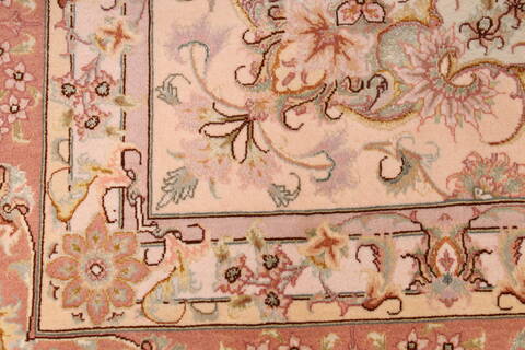 Tabriz Beige Hand Knotted 82 X 117  Area Rug 254-29609 Image 5