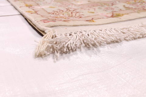 Tabriz Beige Hand Knotted 84 X 118  Area Rug 254-29666 Image 1