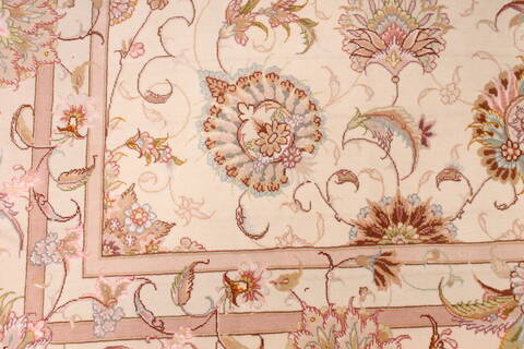 Tabriz Beige Hand Knotted 84 X 118  Area Rug 254-29666 Image 5
