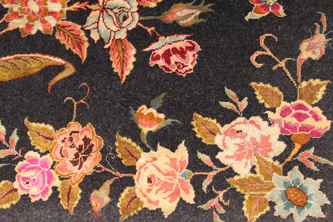 Tabriz Multicolor Hand Knotted 20 X 30  Area Rug 254-29688 Image 1