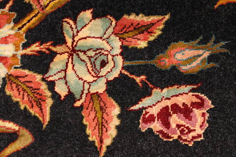 Tabriz Multicolor Hand Knotted 20 X 30  Area Rug 254-29688 Image 3