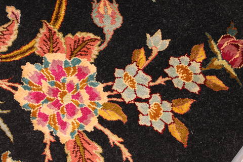 Tabriz Multicolor Hand Knotted 20 X 30  Area Rug 254-29688 Image 6