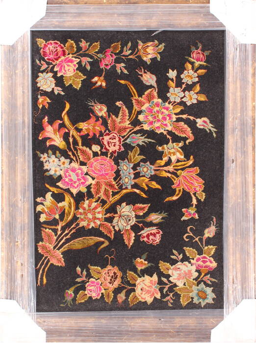 Tabriz Multicolor Hand Knotted 20 X 30  Area Rug 254-29688 Image 0