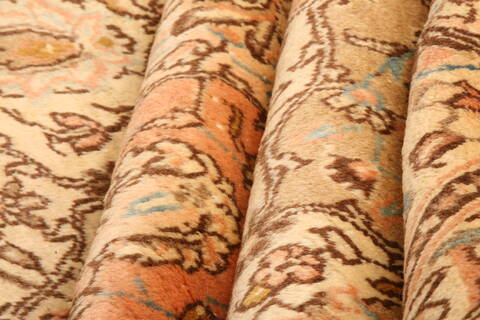 Sarouk Brown Hand Knotted 81 X 115  Area Rug 100-29702 Image 2
