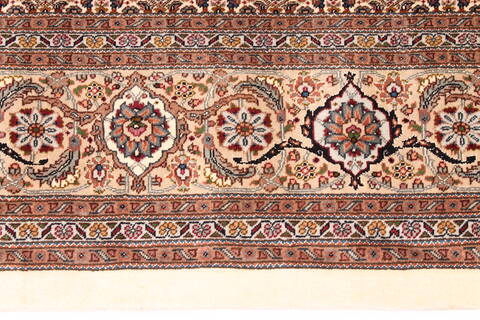 Mahi Beige Runner Hand Knotted 67 X 199  Area Rug 254-29707 Image 4