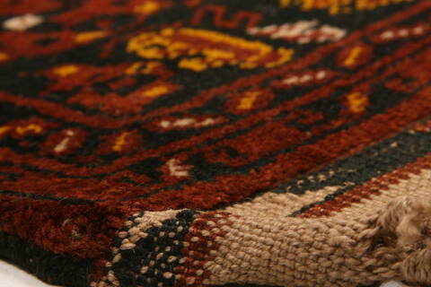 Kunduz Red Hand Knotted 34 X 43  Area Rug 100-29812 Image 1