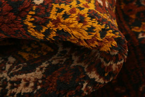 Kunduz Red Hand Knotted 34 X 47  Area Rug 100-29858 Image 1