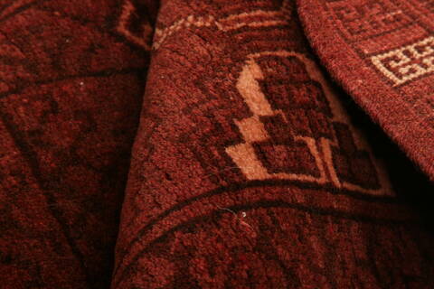 Kunduz Red Hand Knotted 32 X 54  Area Rug 100-29861 Image 2