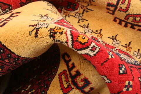 Kizalayak Red Hand Knotted 36 X 65  Area Rug 100-30134 Image 1